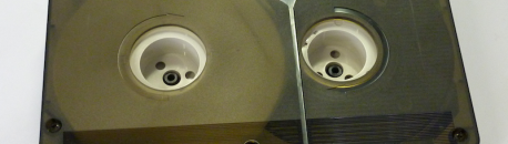 De achterzijde van een U-matic tape. Foto: PACKED vzw