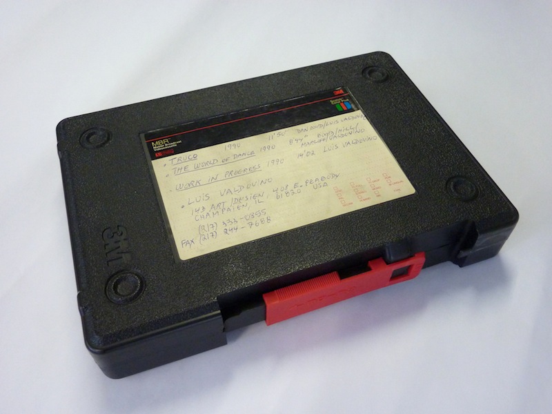 Een ander type doos die door 3M gebruikt werd voor de U-matic tapes. Foto: PACKED vzw Een ander type doos die door 3M gebruikt werd voor de U-matic tapes. Foto: PACKED vzw